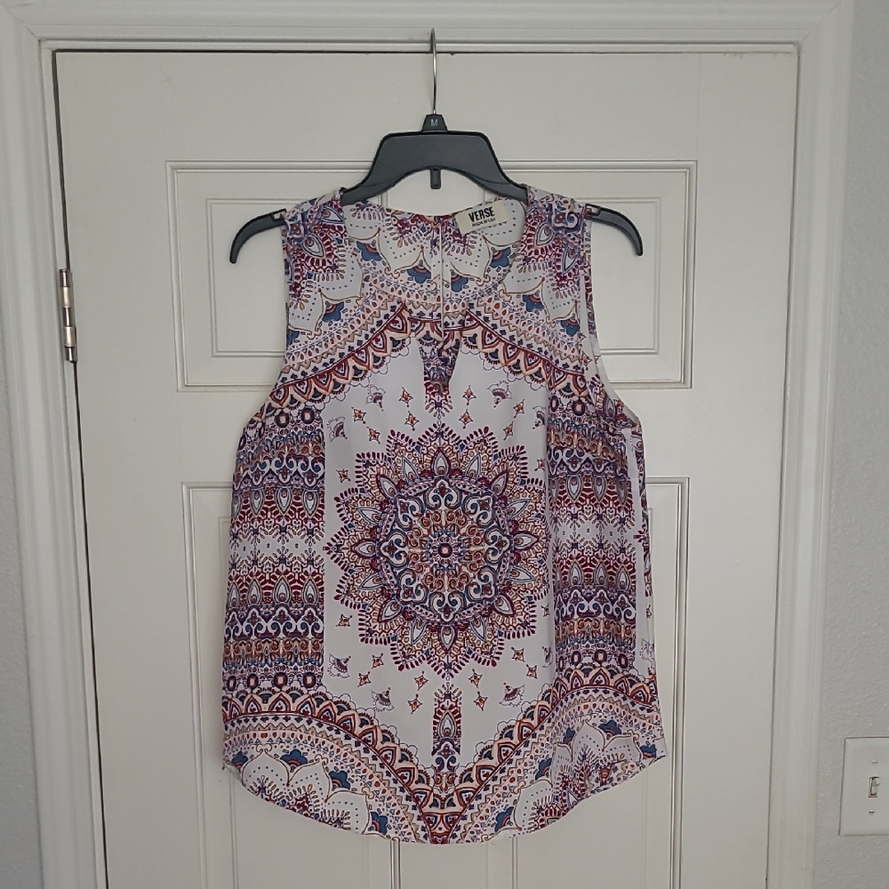 Verse Women's Patterned Sleeveless Tank - White, Red Orange and Blue